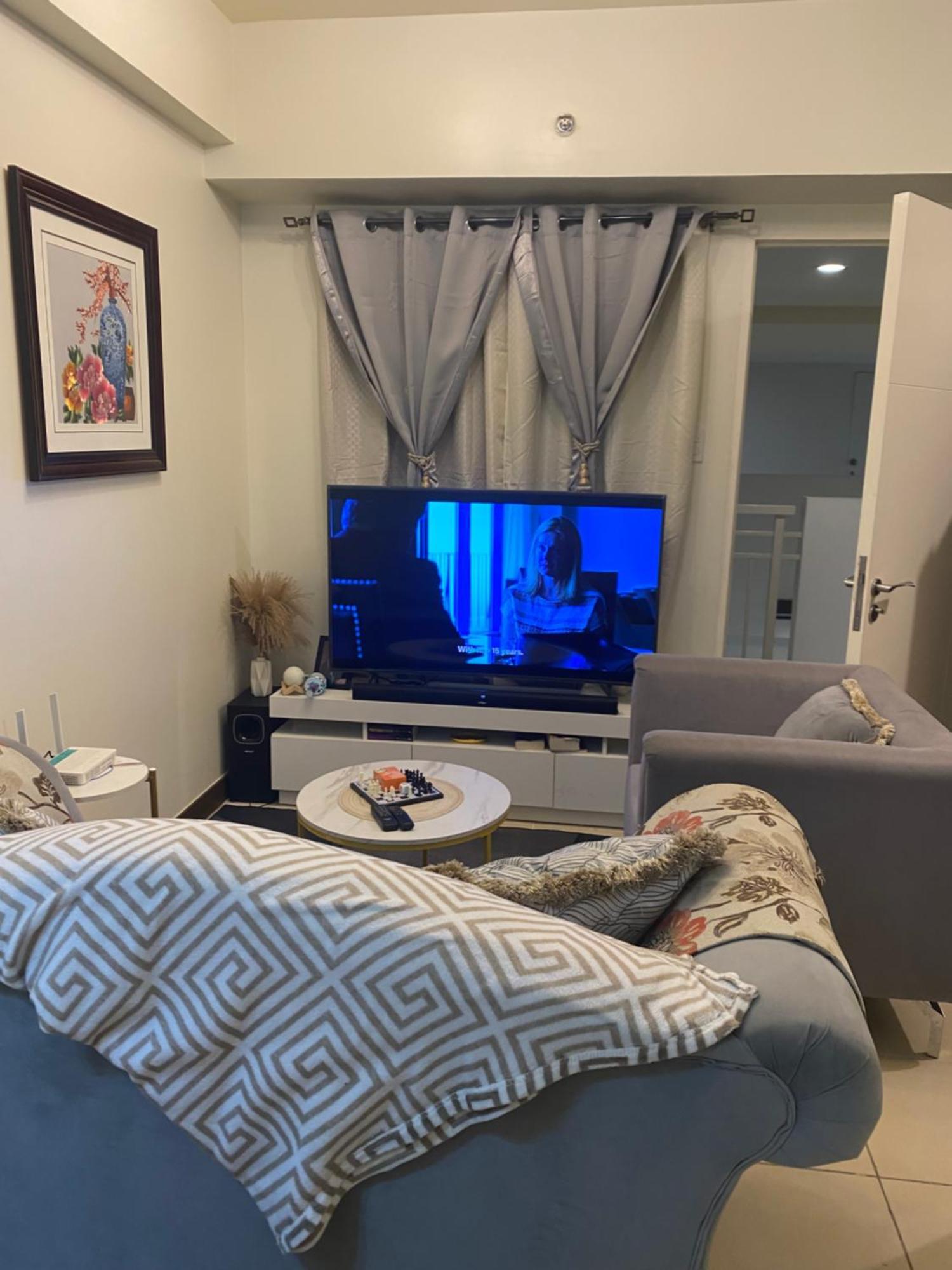 Brixton Place, Weston Tower Manila Bagian luar foto